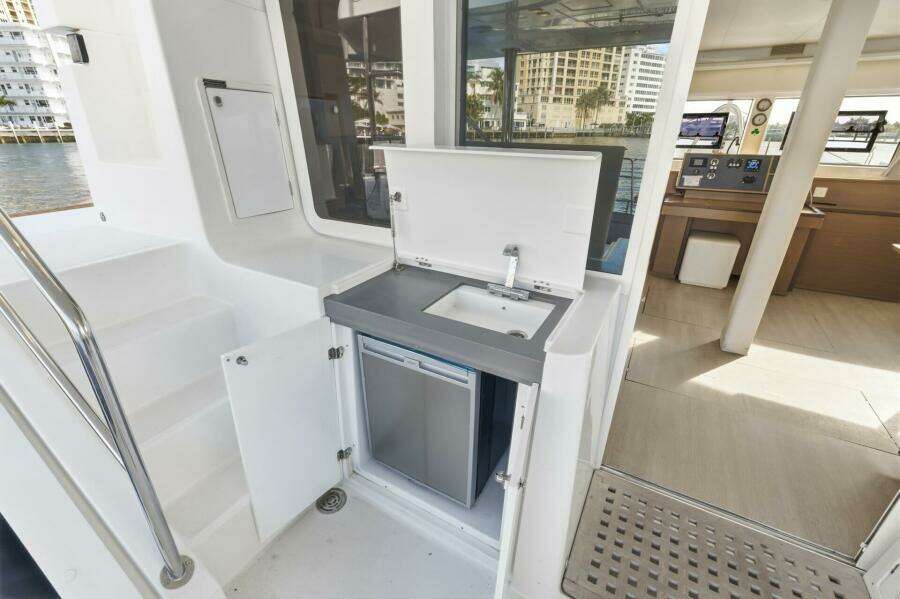 Rhapsody 52ft Lagoon Yacht For Sale