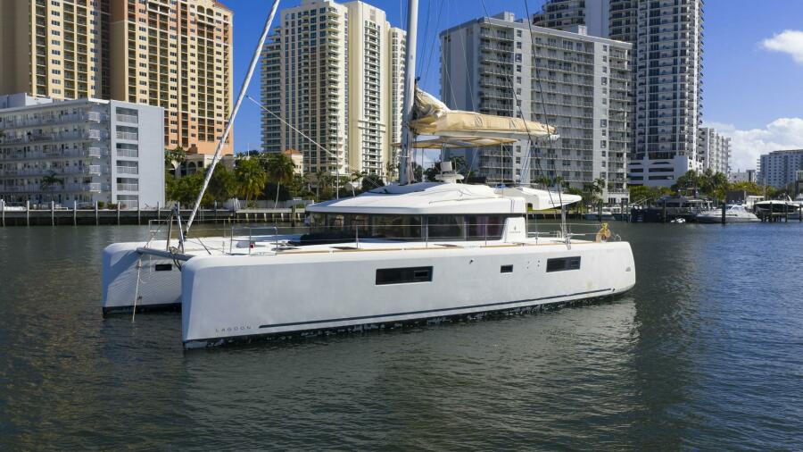 52' 2021 Lagoon 52F