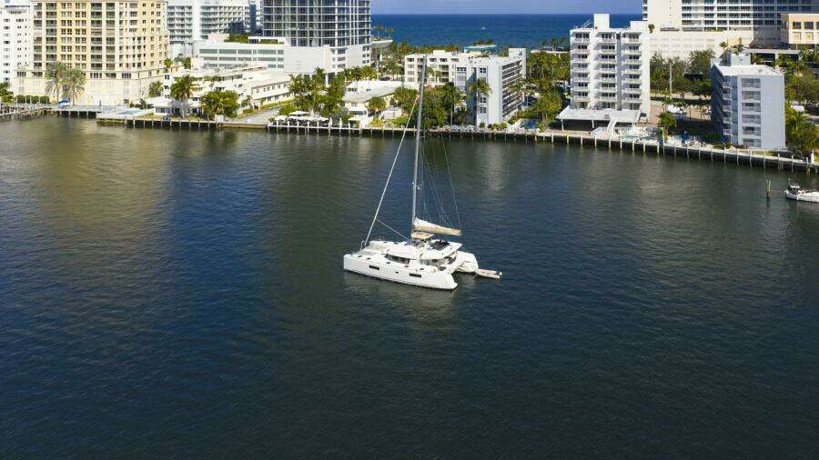 Rhapsody 52ft Lagoon Yacht For Sale