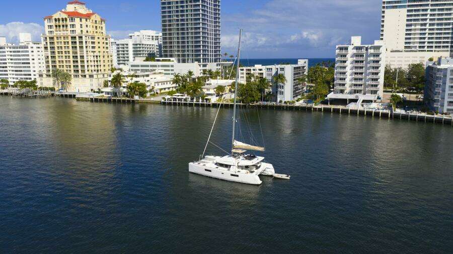 Rhapsody 52ft Lagoon Yacht For Sale