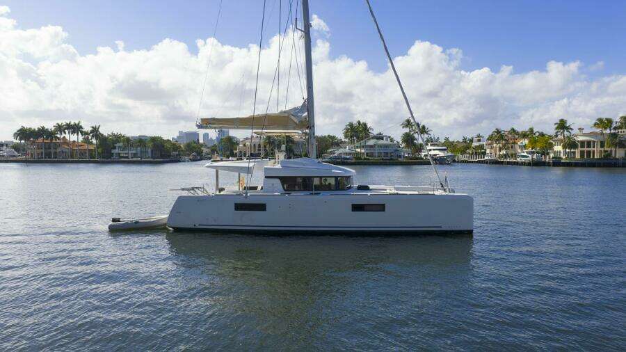 Rhapsody 52ft Lagoon Yacht For Sale