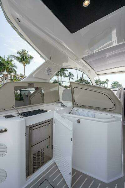 45ft Azimut Yacht For Sale