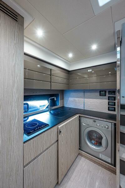 45' 2021 Azimut 45 Atlantis