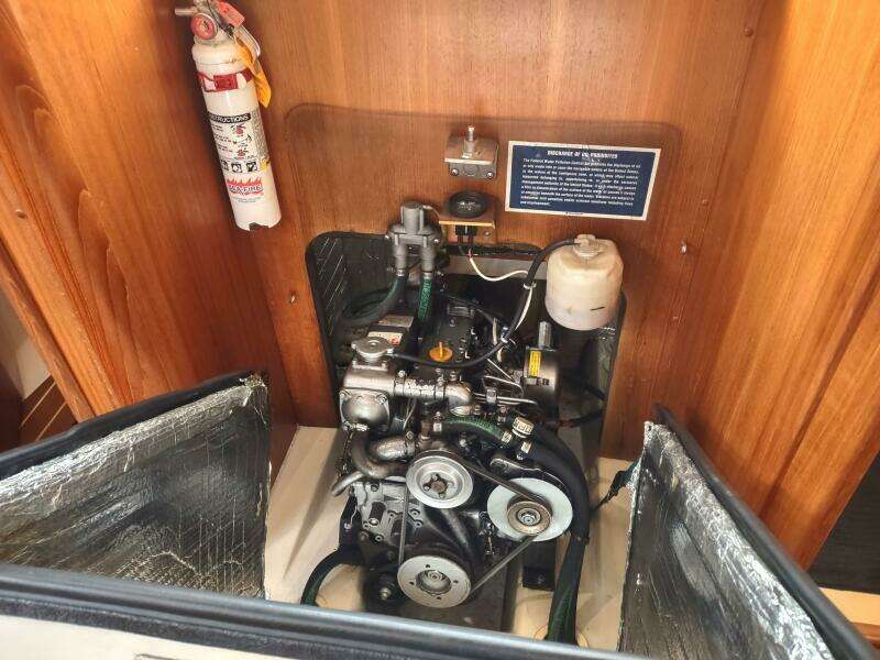 VELELLA 35ft Hunter Yacht For Sale