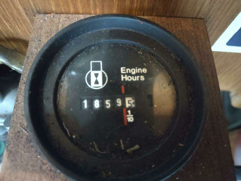 VELELLA 35ft Hunter Yacht For Sale