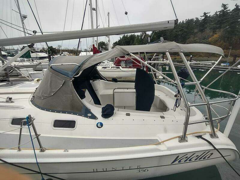 VELELLA 35ft Hunter Yacht For Sale