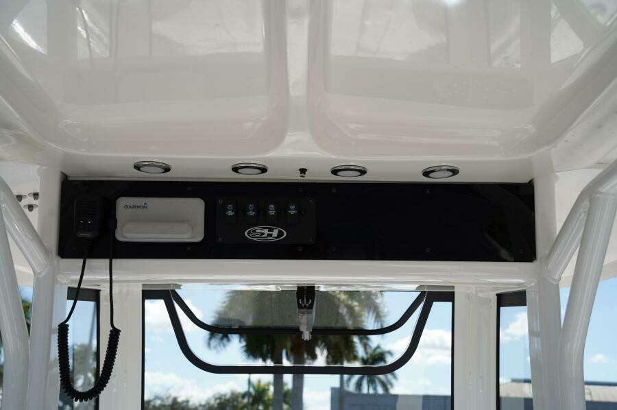 27ft Sea Hunt Yacht For Sale