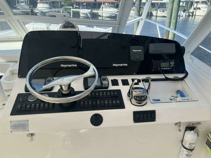 Reel Obsession 41ft Luhrs Yacht For Sale
