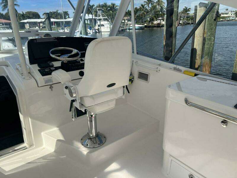 Reel Obsession 41ft Luhrs Yacht For Sale