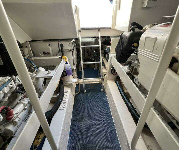 Reel Obsession 41ft Luhrs Yacht For Sale