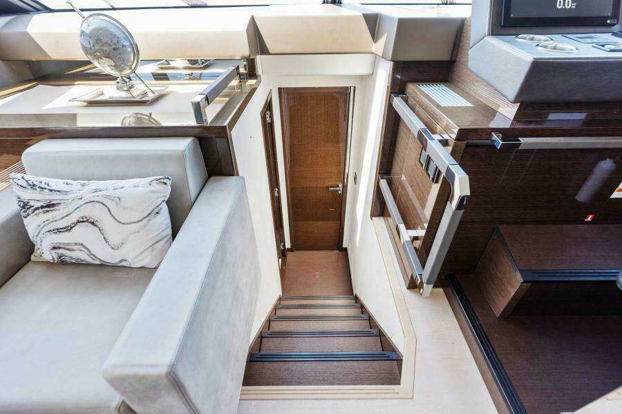 2019 Prestige 63 Flybridge 'Peace'