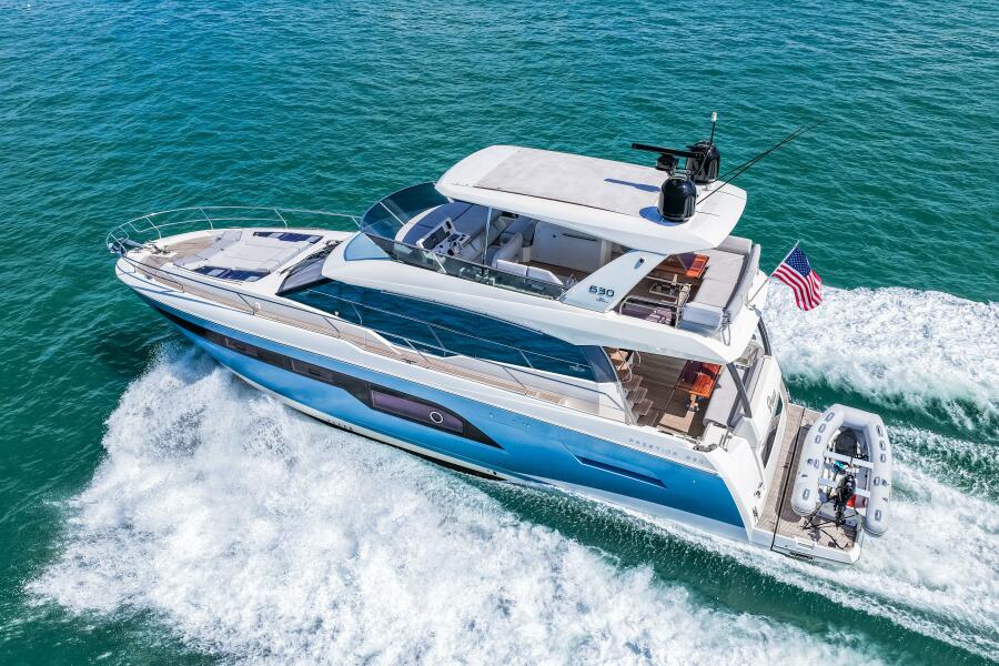 63' 2019 Prestige 630 Flybridge