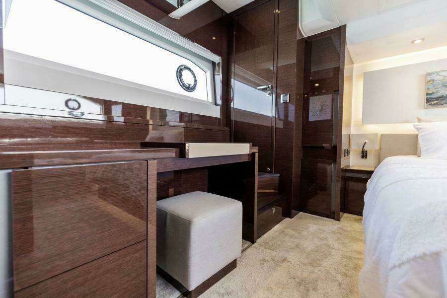 2019 Prestige 63 Flybridge 'Peace'