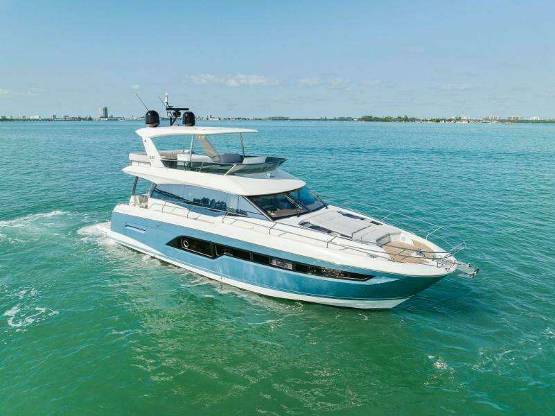 2019 Prestige 63 Flybridge 'Peace'