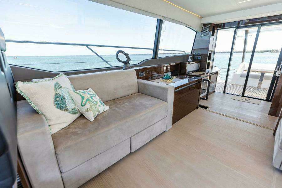 2019 Prestige 63 Flybridge 'Peace'