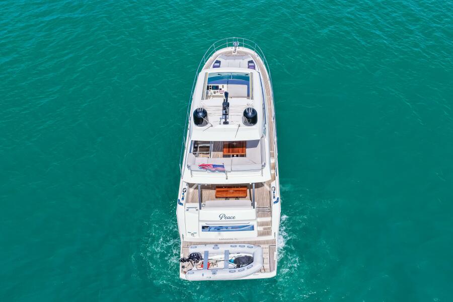 63' 2019 Prestige 630 Flybridge