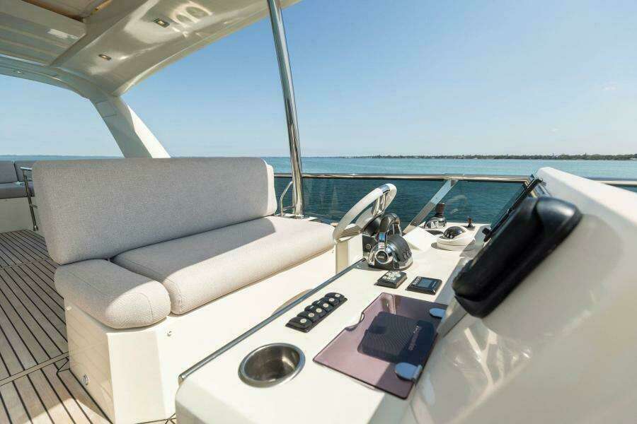 2019 Prestige 63 Flybridge 'Peace'