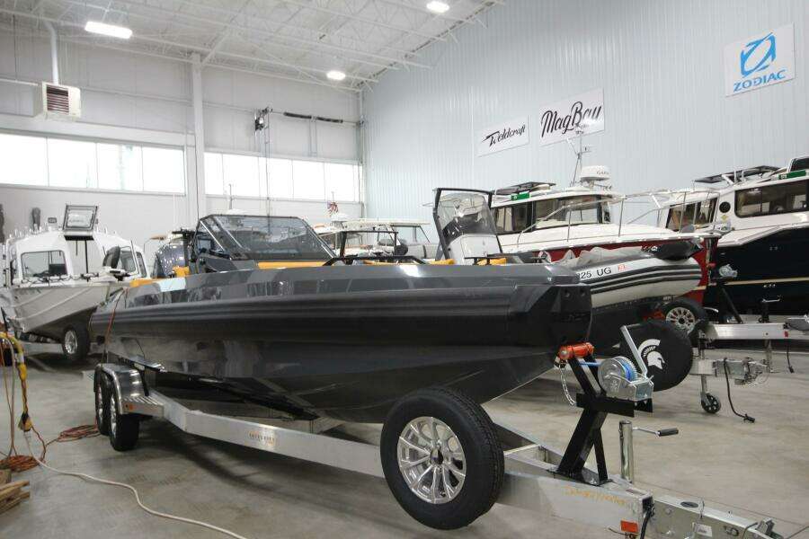 Introductory Pricing 25ft Iron Yacht For Sale