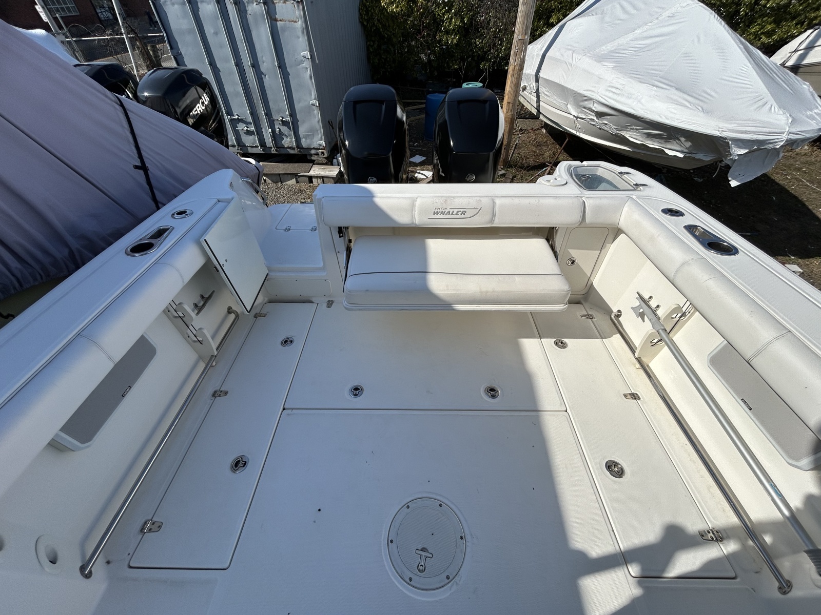 28ft Boston Whaler Yacht For Sale