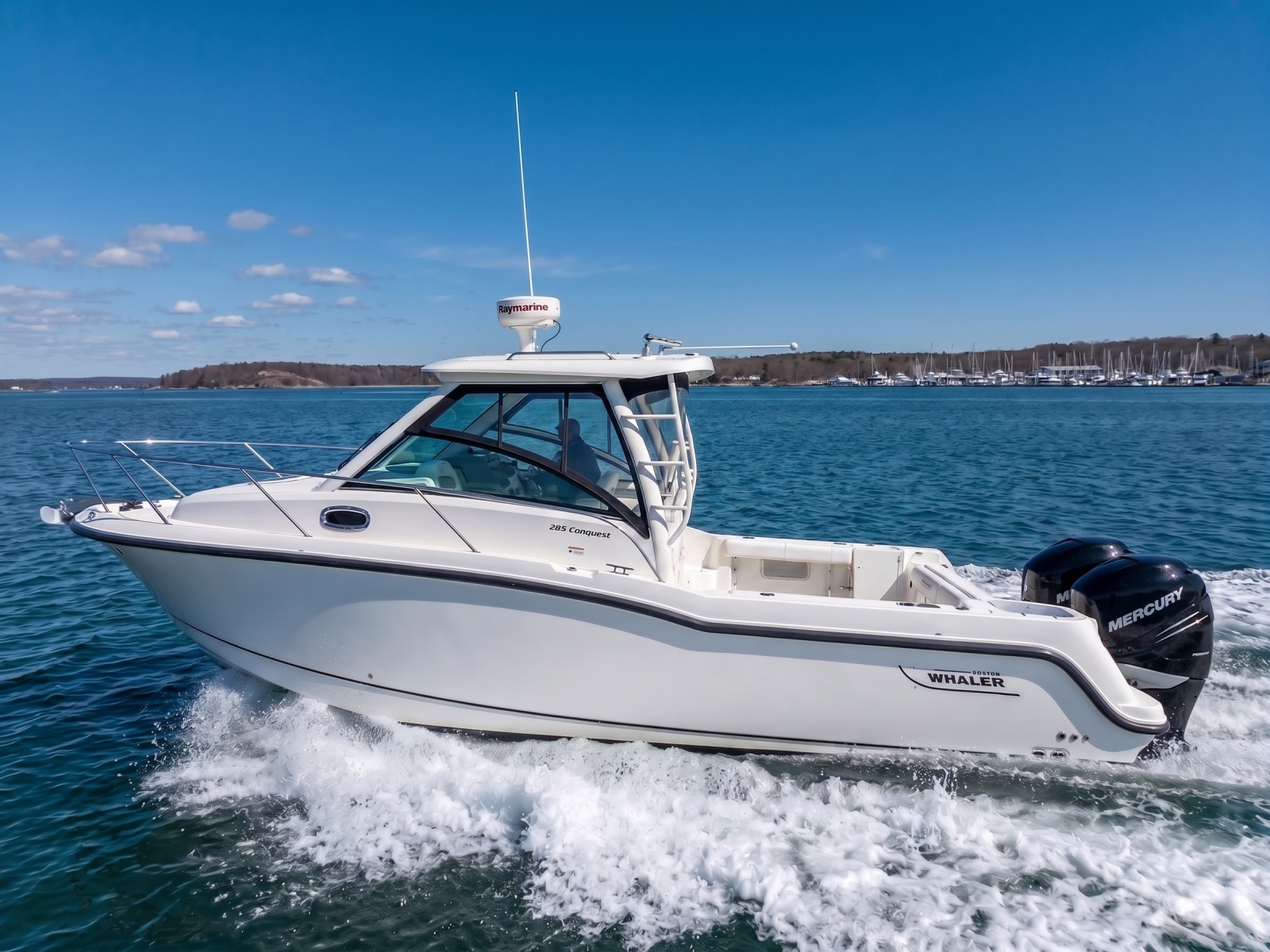 28ft Boston Whaler Yacht For Sale
