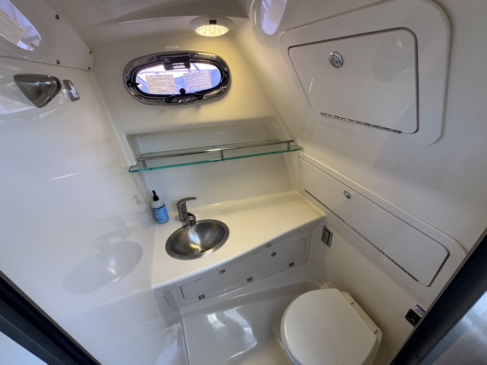 28ft Boston Whaler Yacht For Sale