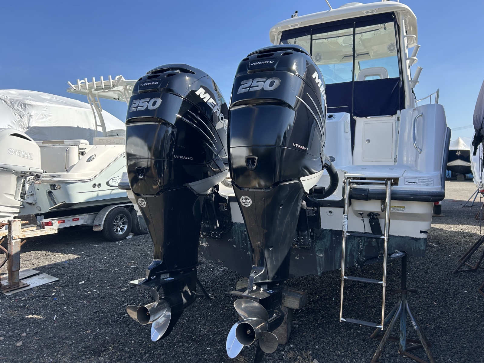 28ft Boston Whaler Yacht For Sale