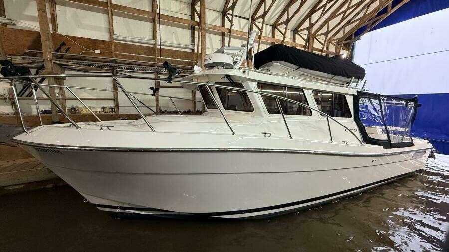 Kapalua 33ft Ocean Sport Yacht For Sale