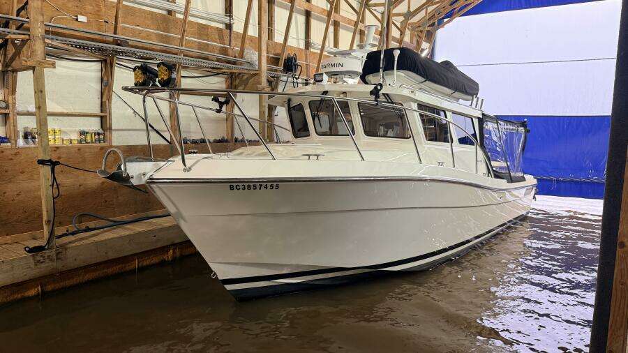 Kapalua 33ft Ocean Sport Yacht For Sale