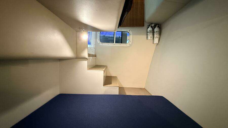 Kapalua 33ft Ocean Sport Yacht For Sale