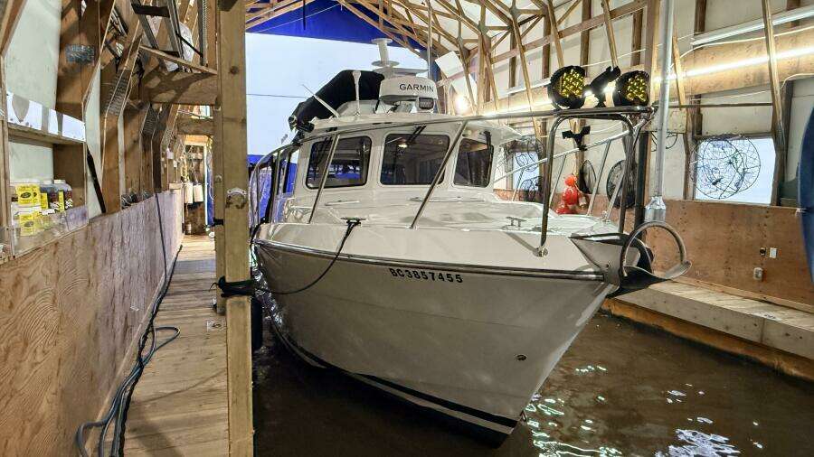 Kapalua 33ft Ocean Sport Yacht For Sale