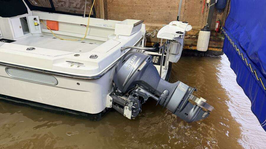 Kapalua 33ft Ocean Sport Yacht For Sale