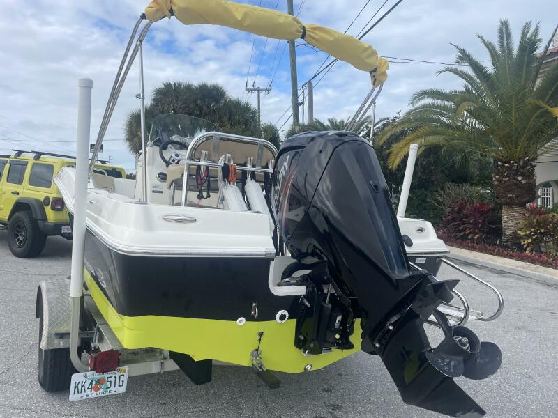 18' 2015 Barracuda 188 CCR