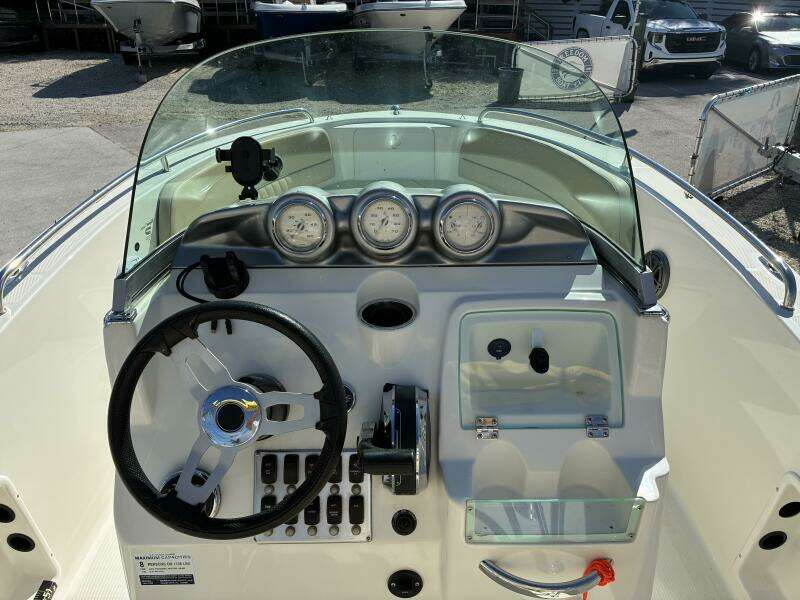 18ft Barracuda Yacht For Sale