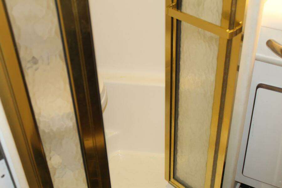 Fuelish Pleasure 50ft Sea Ray Yacht For Sale