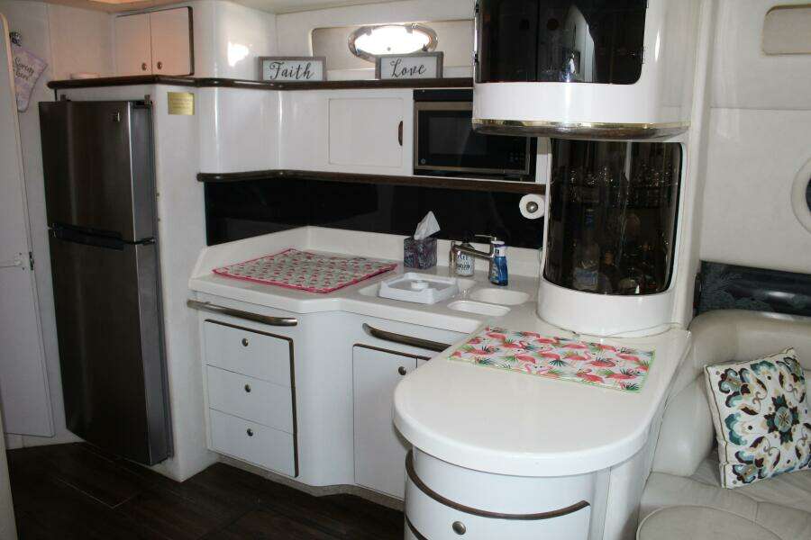 Fuelish Pleasure 50ft Sea Ray Yacht For Sale