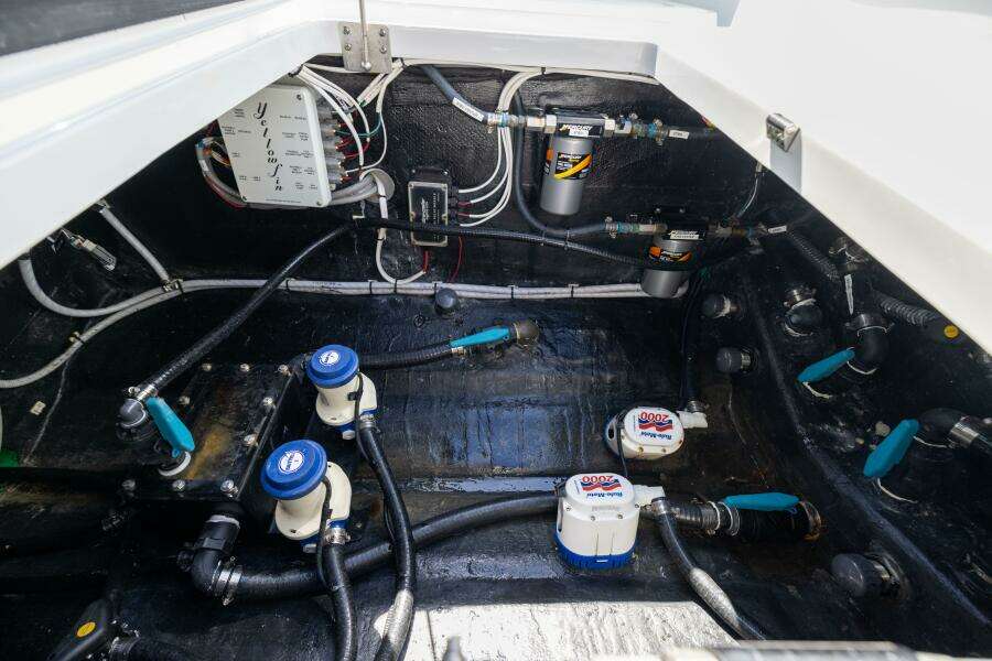 39ft Yellowfin Yacht For Sale