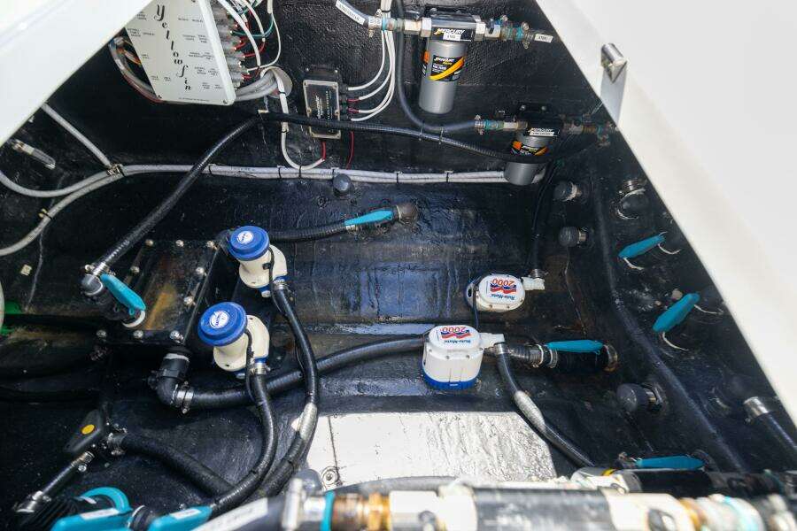 39ft Yellowfin Yacht For Sale