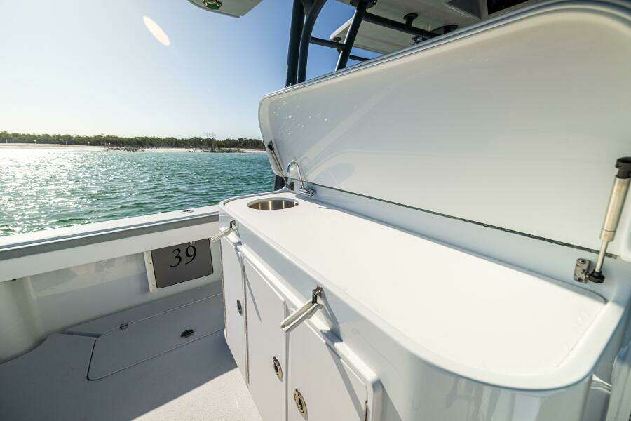 39ft Yellowfin Yacht For Sale