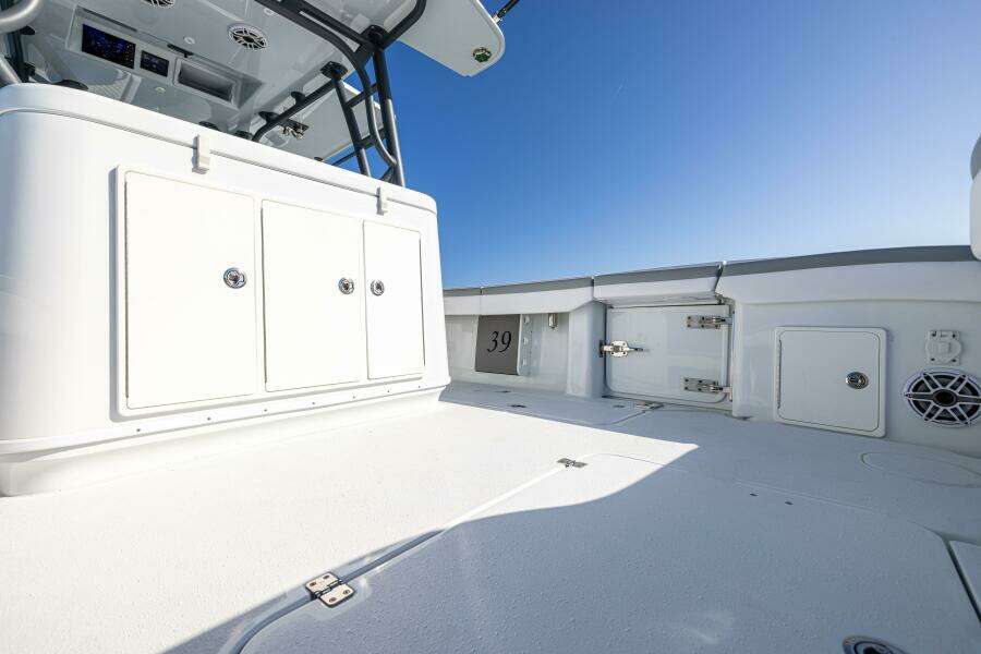 39ft Yellowfin Yacht For Sale