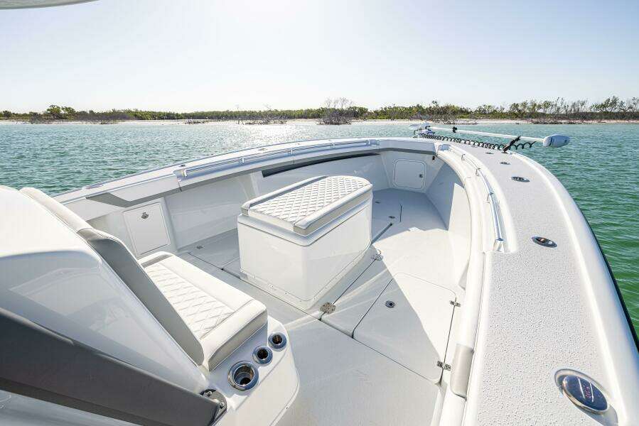 39ft Yellowfin Yacht For Sale