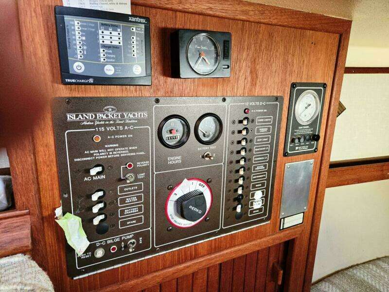 27ft Island Packet Yacht For Sale