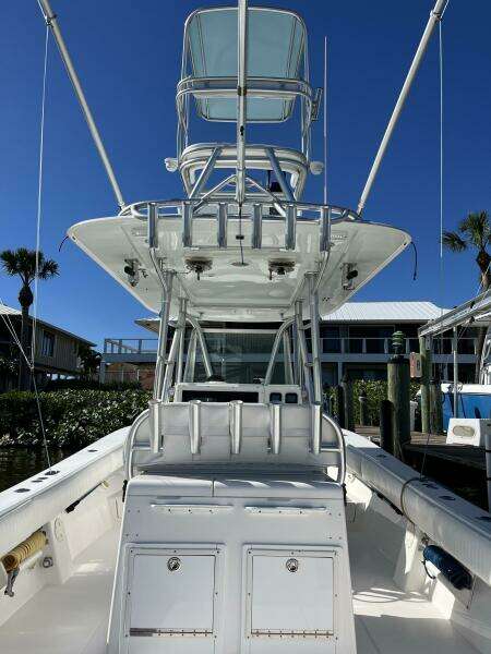 INVICTUS 32ft Regulator Yacht For Sale