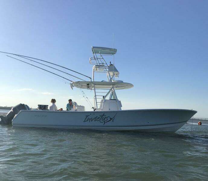 INVICTUS 32ft Regulator Yacht For Sale