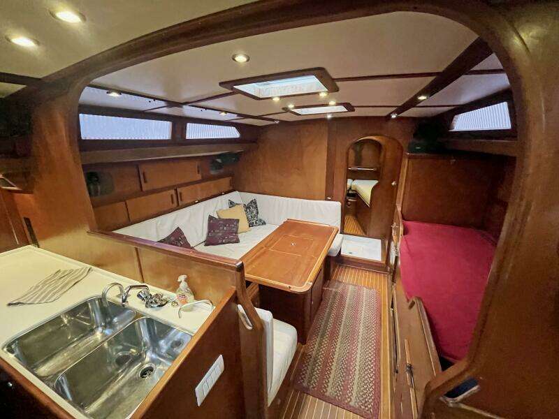 Annie M 52ft Amel Yacht For Sale