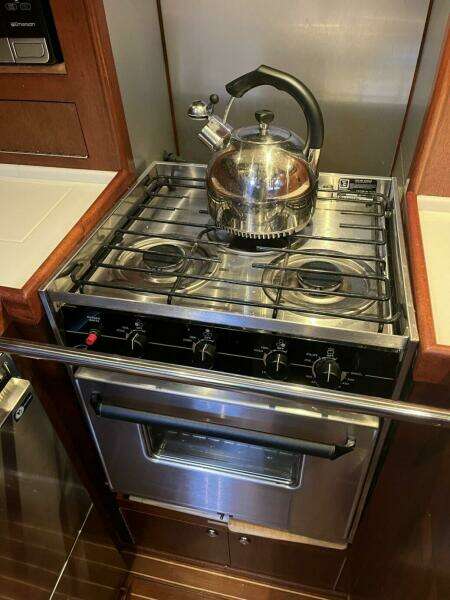 Annie M 52ft Amel Yacht For Sale