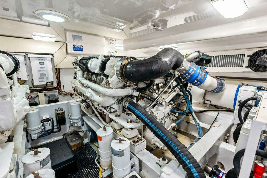 URGENT SEA 45ft Viking Yacht For Sale