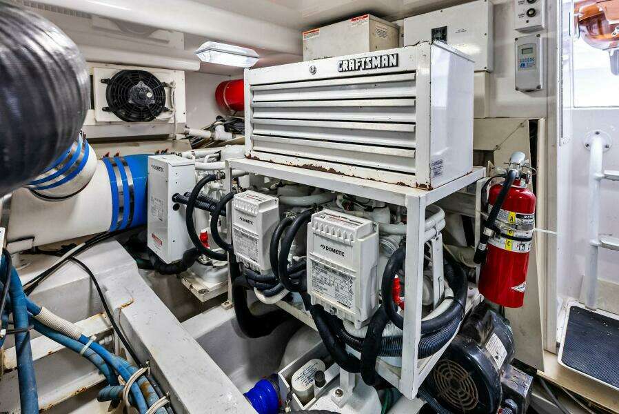 URGENT SEA 45ft Viking Yacht For Sale