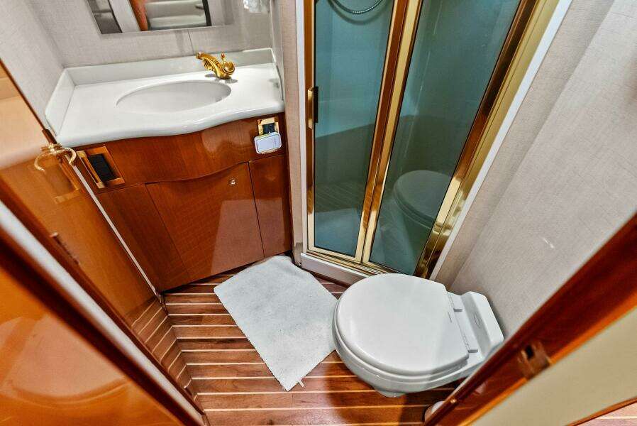 URGENT SEA 45ft Viking Yacht For Sale