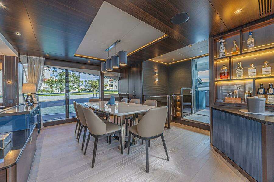 HIDEOUT 88ft Sunseeker Yacht For Sale