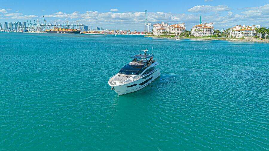 HIDEOUT 88ft Sunseeker Yacht For Sale